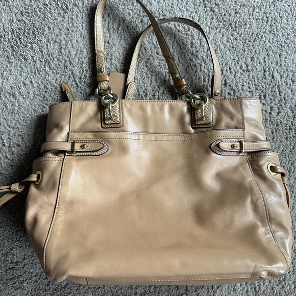 Coach handbag - price drop! - Picture 5 of 7